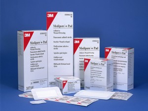 MEDIPORE + PAD  10 x 20 cm ref 3570E a 25 szt 